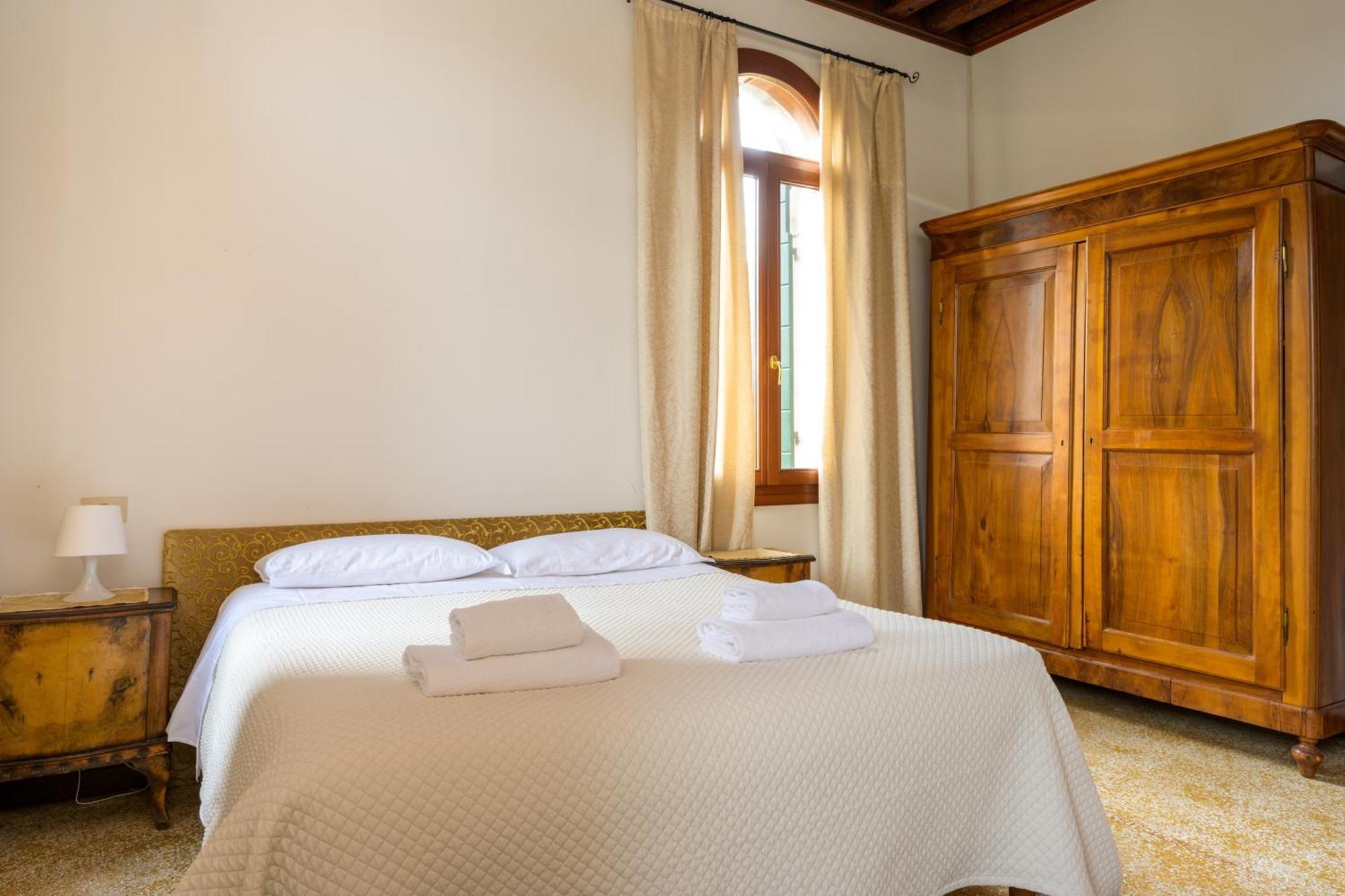 Appartement San Trovaso à Venise Extérieur photo