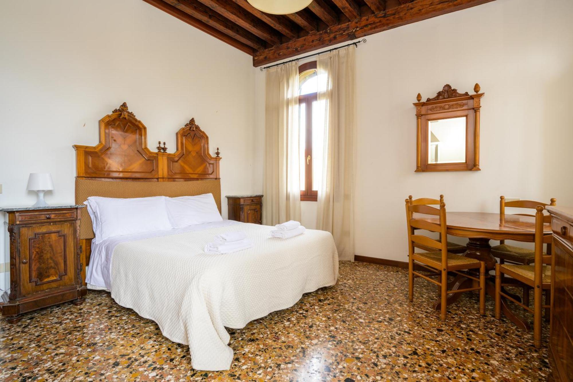 Appartement San Trovaso à Venise Extérieur photo