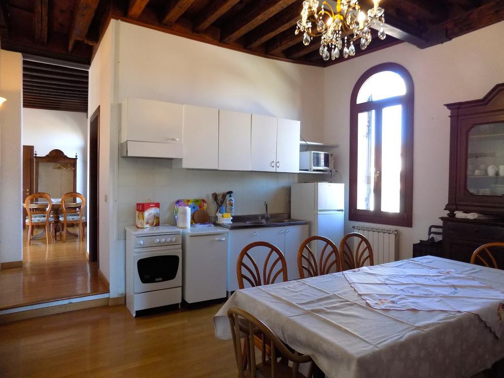 Appartement San Trovaso à Venise Extérieur photo