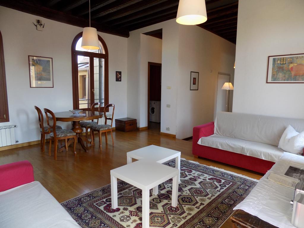 Appartement San Trovaso à Venise Extérieur photo